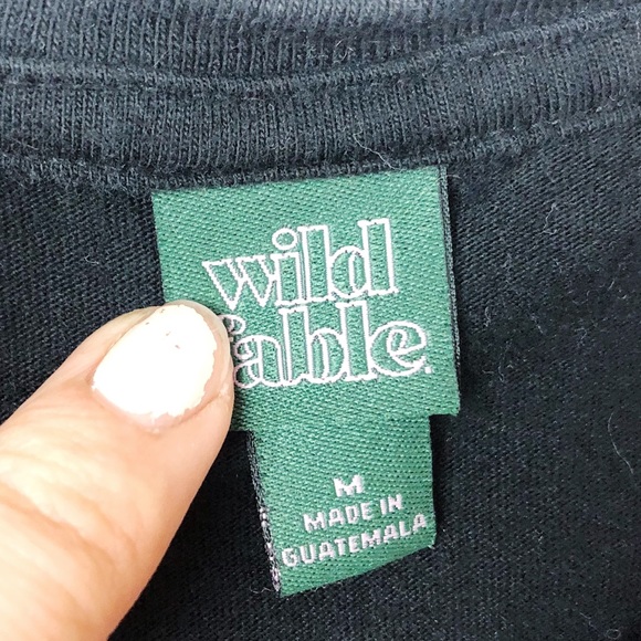 Wild Fable Black V Neck Cropped Basic Tee Sz M - Picture 4 of 4